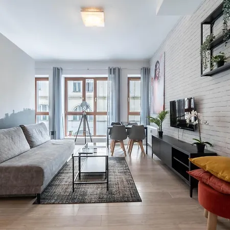 Old Town Spot Апартаменты